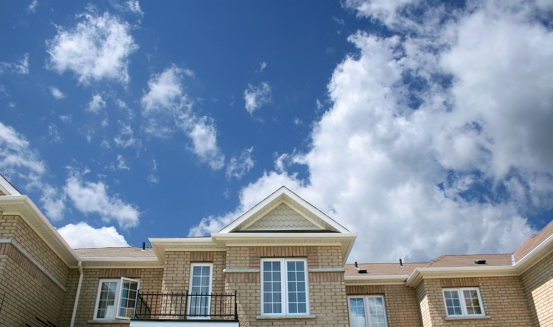 luxury housing market